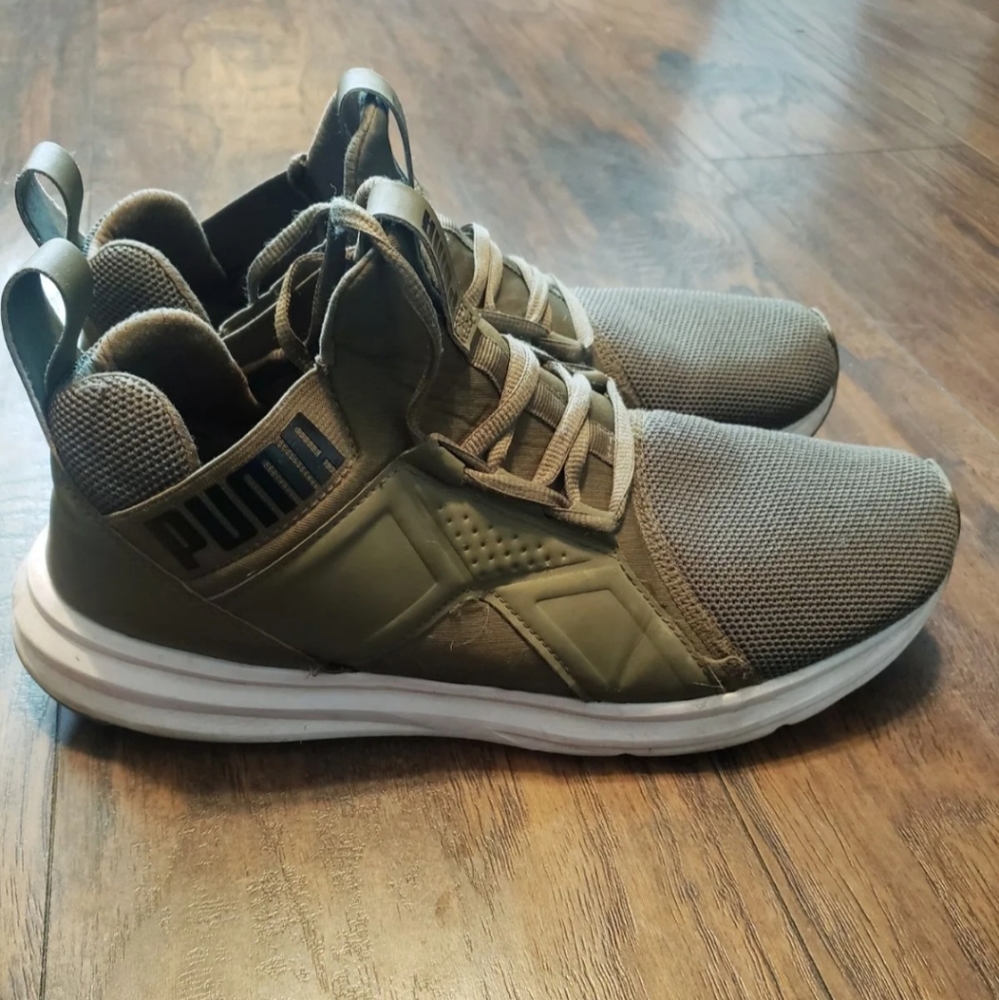 Men Puma Shoes 💚
